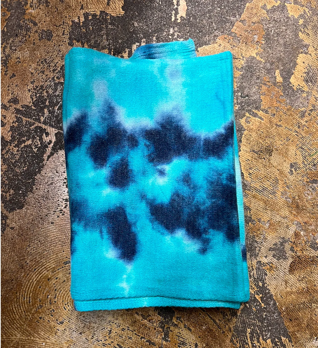 Beanie & Scarves Tie Dye