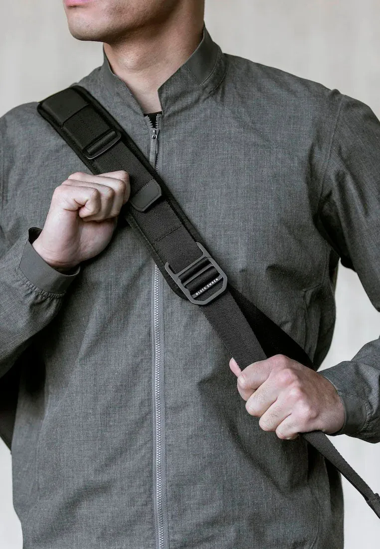 Black Ember Grip Sling Jet Black