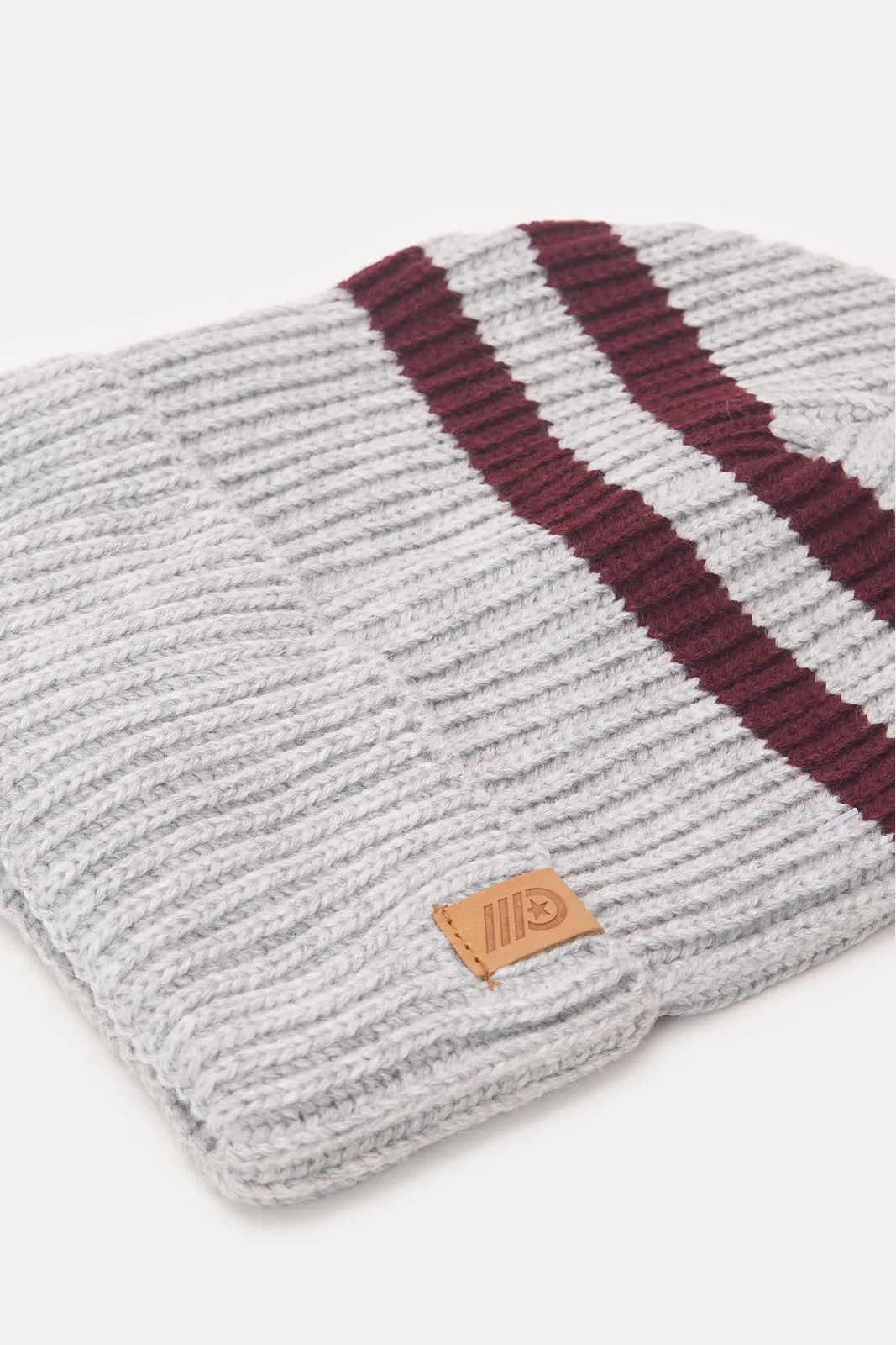 Men White And Black Knitted Cap Set (Pack of 2)