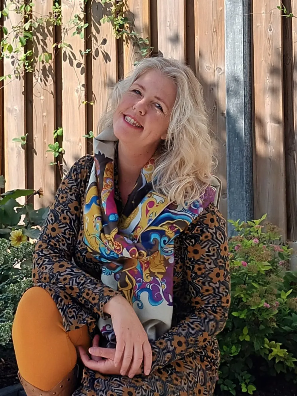 Tantilly classic scarf- happy vision
