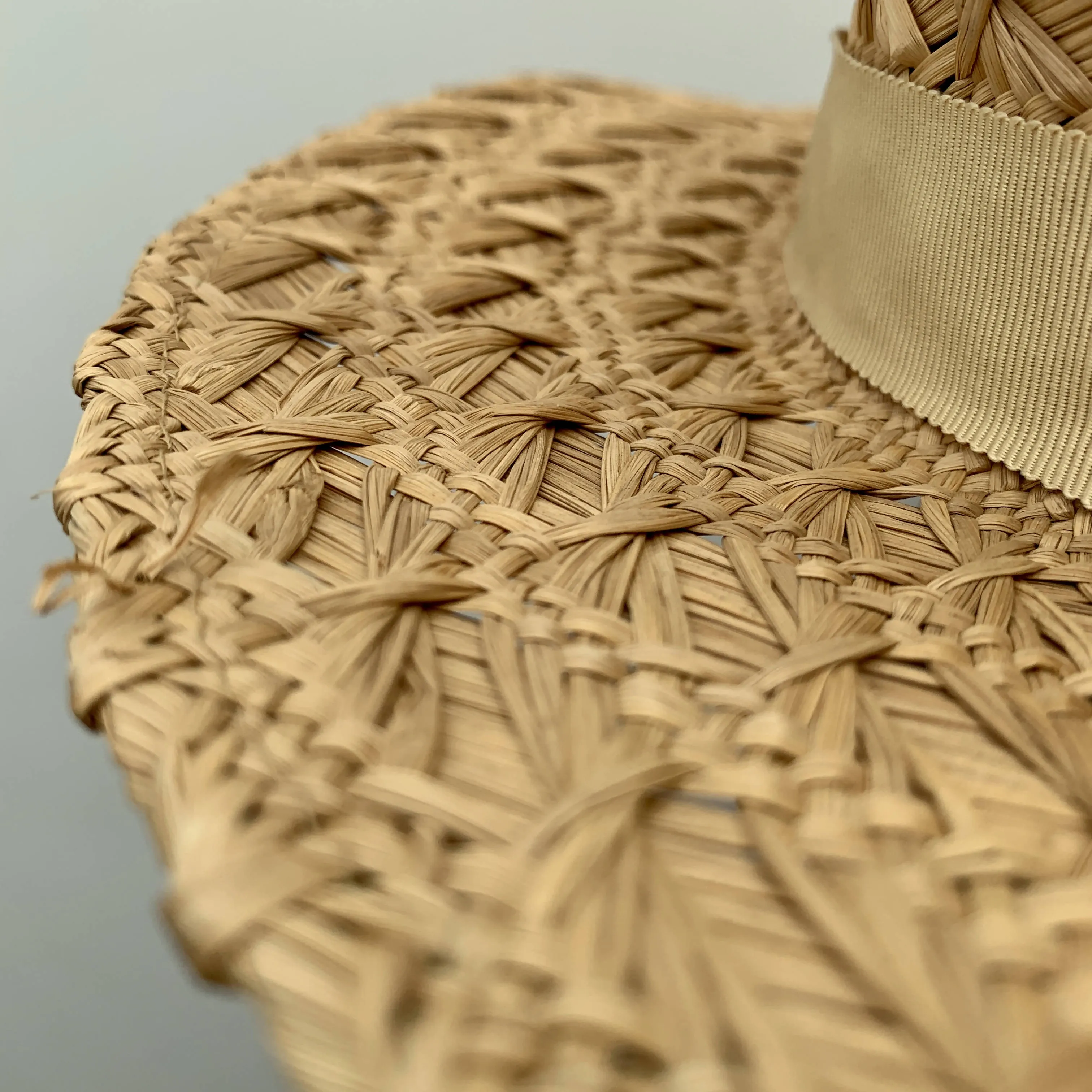 Vintage 1980’s Straw boater beige hat