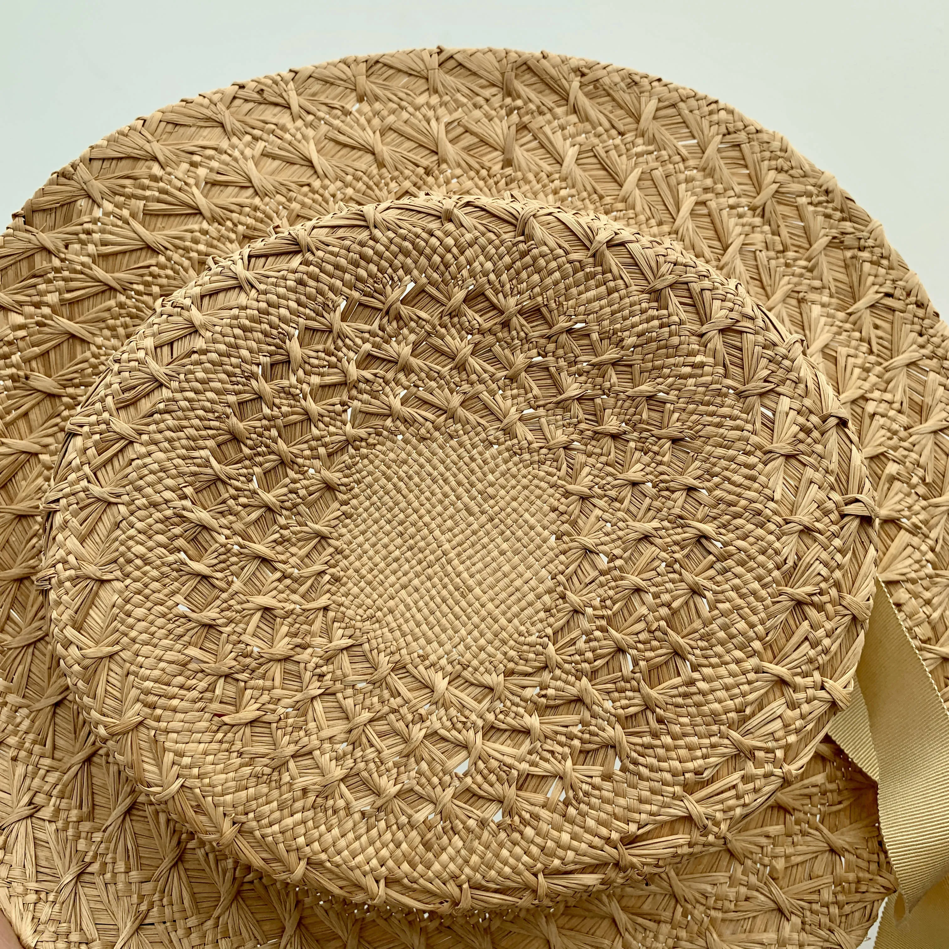 Vintage 1980’s Straw boater beige hat